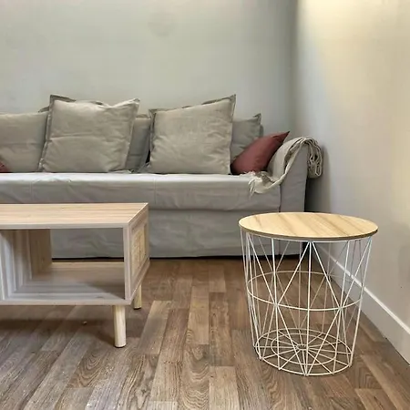Spacieux Studio Avec Patio - Proche Centre * ליבורן